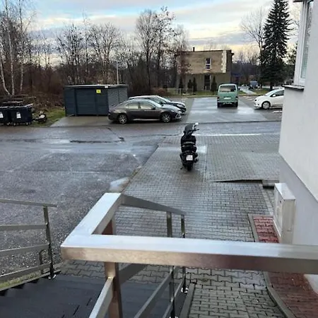 Mieszkaj U Marty W Grodku *