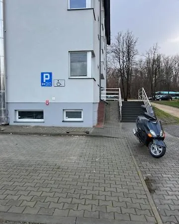 Mieszkaj U Marty W Grodku דירה *